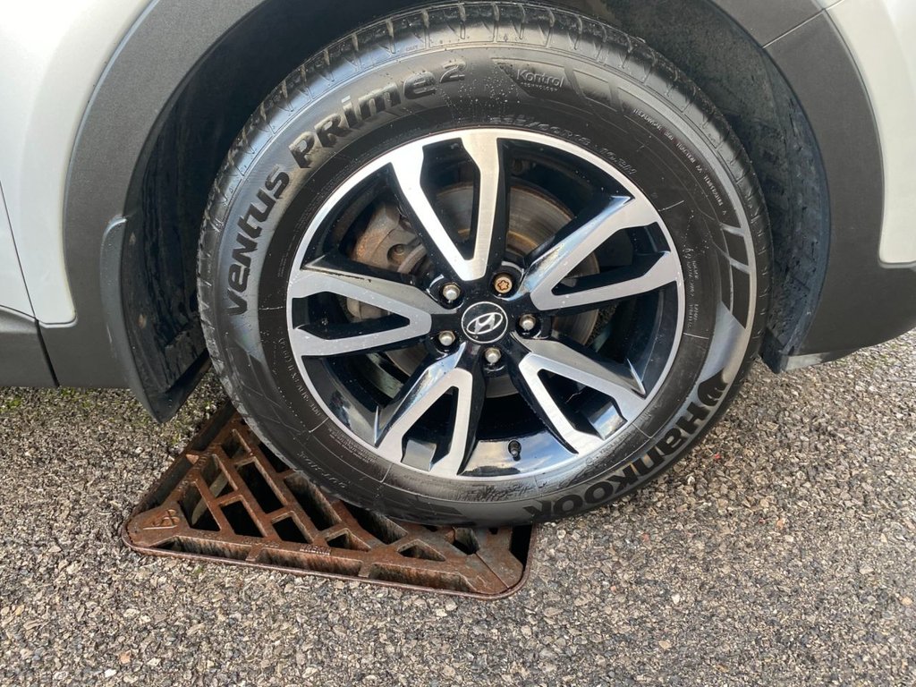 Used Hyundai Santa Fe 2014 for sale - 77153246: Photo 9