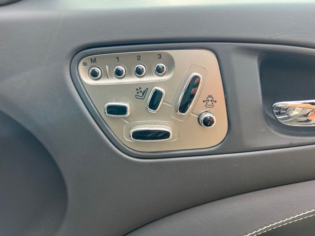 Used Jaguar XKR 2011 for sale - 76265407: Photo 15