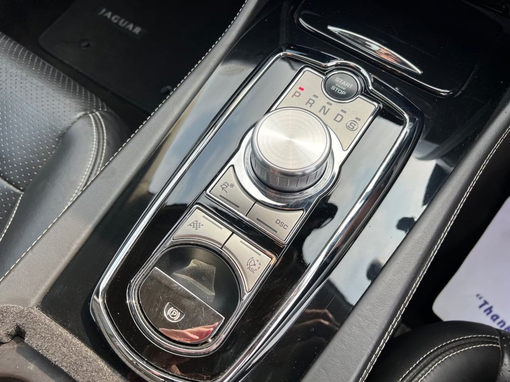 Used Jaguar XKR 2011 for sale - 76265407: Photo 25