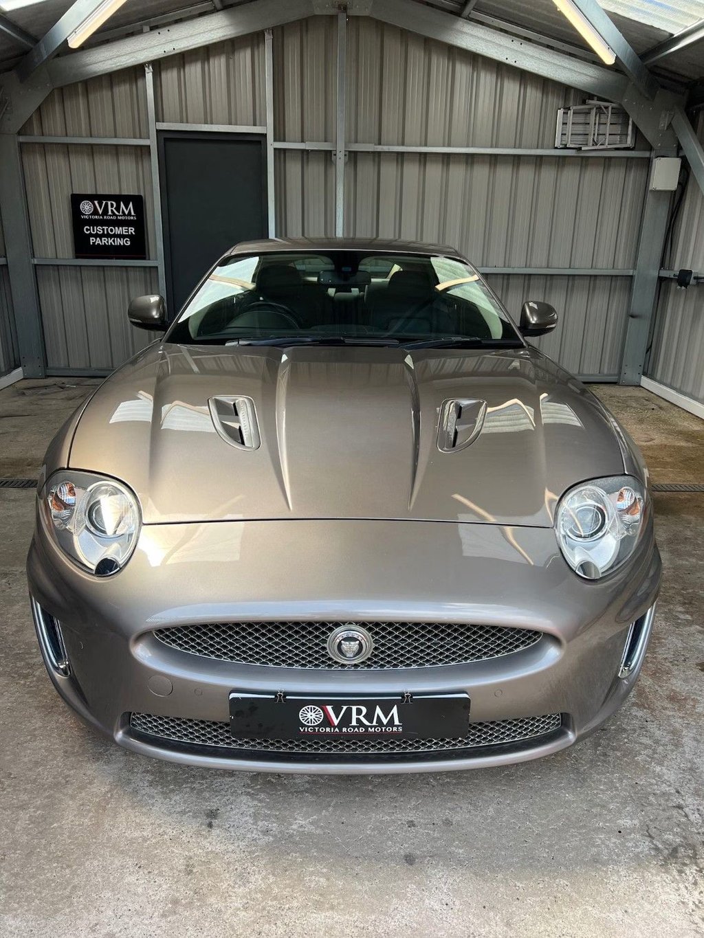 Used Jaguar XKR 2011 for sale - 76265407: Photo 28