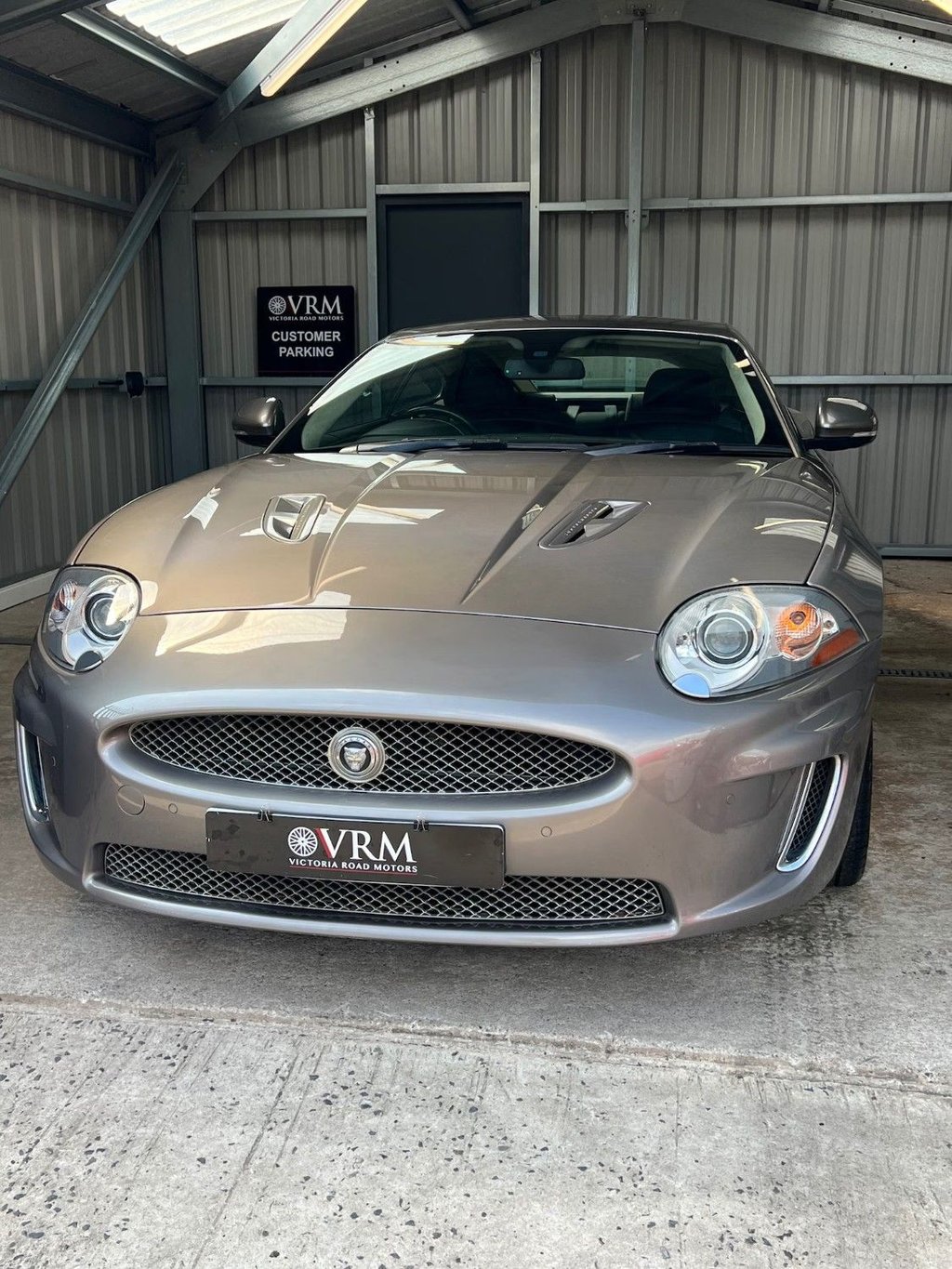 Used Jaguar XKR 2011 for sale - 76265407: Photo 29