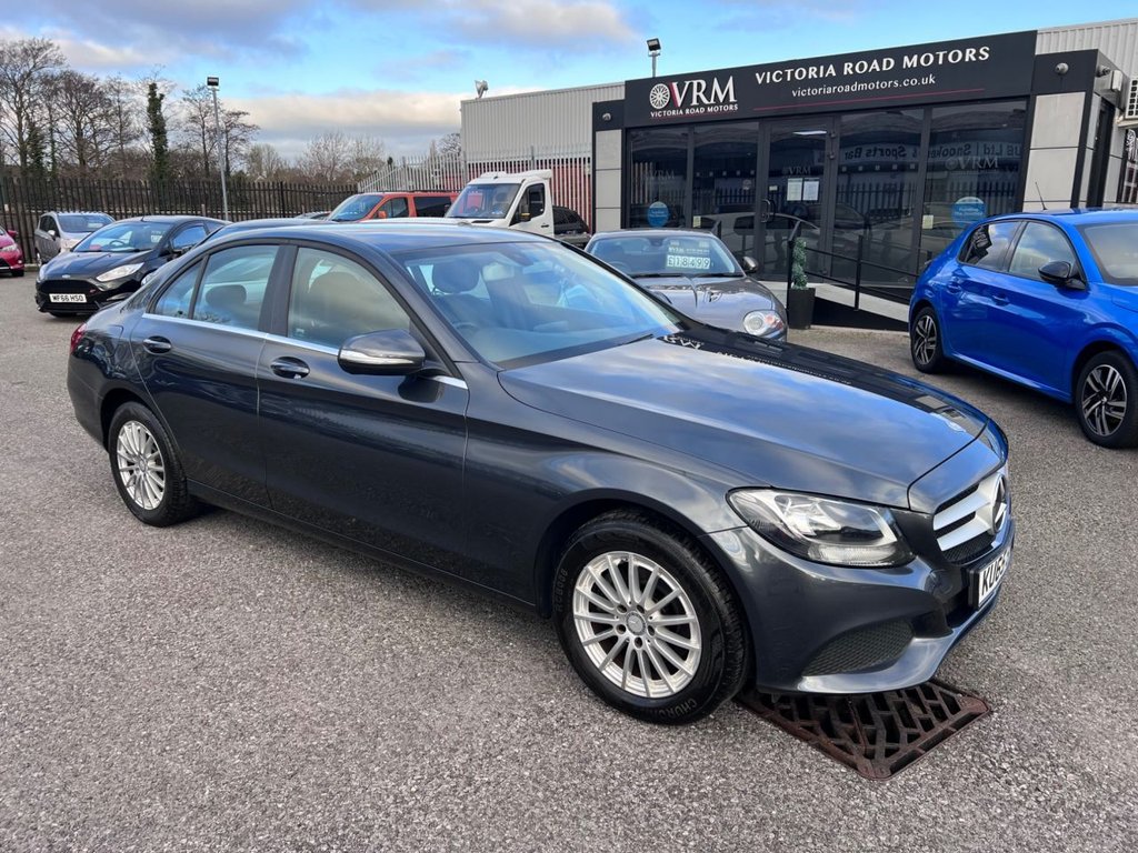 Used Mercedes-Benz C Class 2015 for sale - 77065348: Photo 2