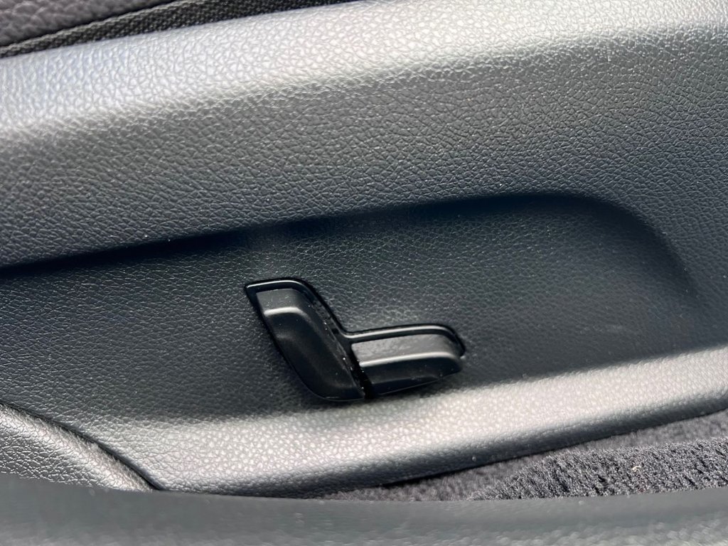 Used Mercedes-Benz C Class 2015 for sale - 77065348: Photo 24