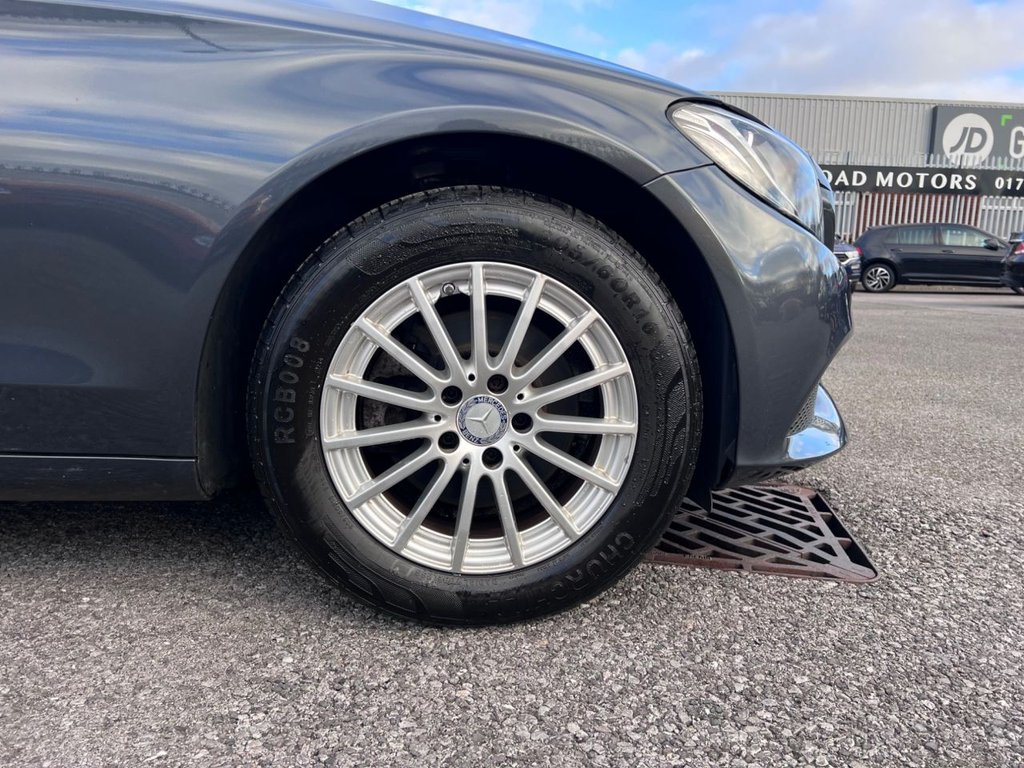 Used Mercedes-Benz C Class 2015 for sale - 77065348: Photo 27