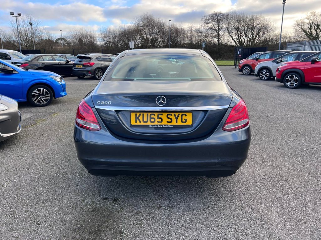 Used Mercedes-Benz C Class 2015 for sale - 77065348: Photo 6