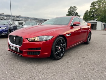 Used Jaguar XE 2015 for sale - 75547842: Photo