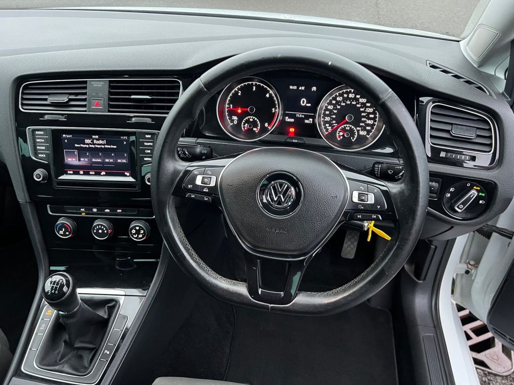 Used Volkswagen Golf 2014 for sale - 77642405: Photo 10