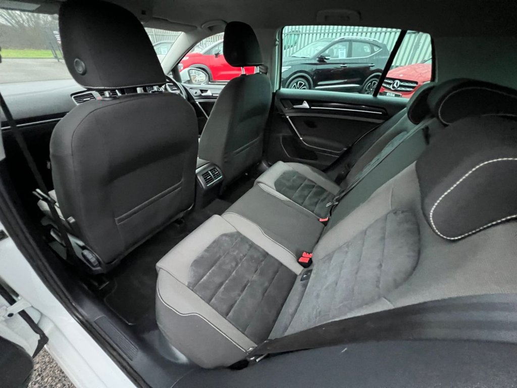 Used Volkswagen Golf 2014 for sale - 77642405: Photo 14