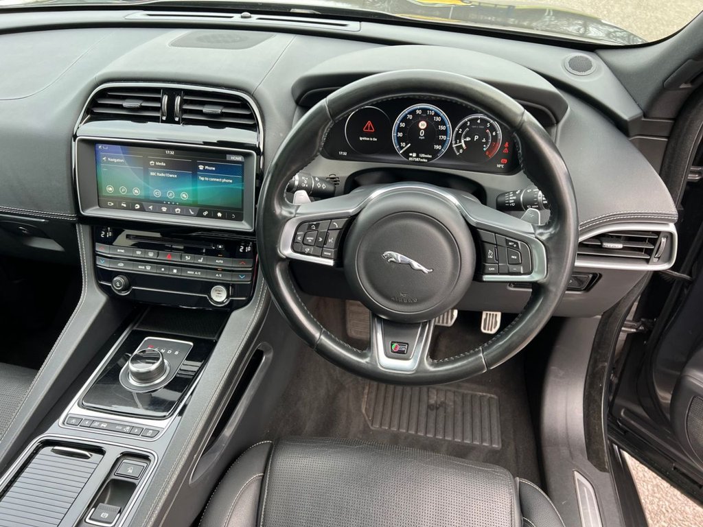 Used Jaguar F-Pace 2017 for sale - 78124374: Photo 10