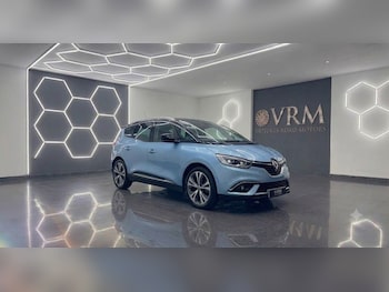 Used Renault Grand Scenic 2017 for sale - 79598600: Photo
