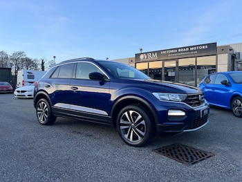 Used Volkswagen T-Roc 2020 for sale - 77089236: Photo