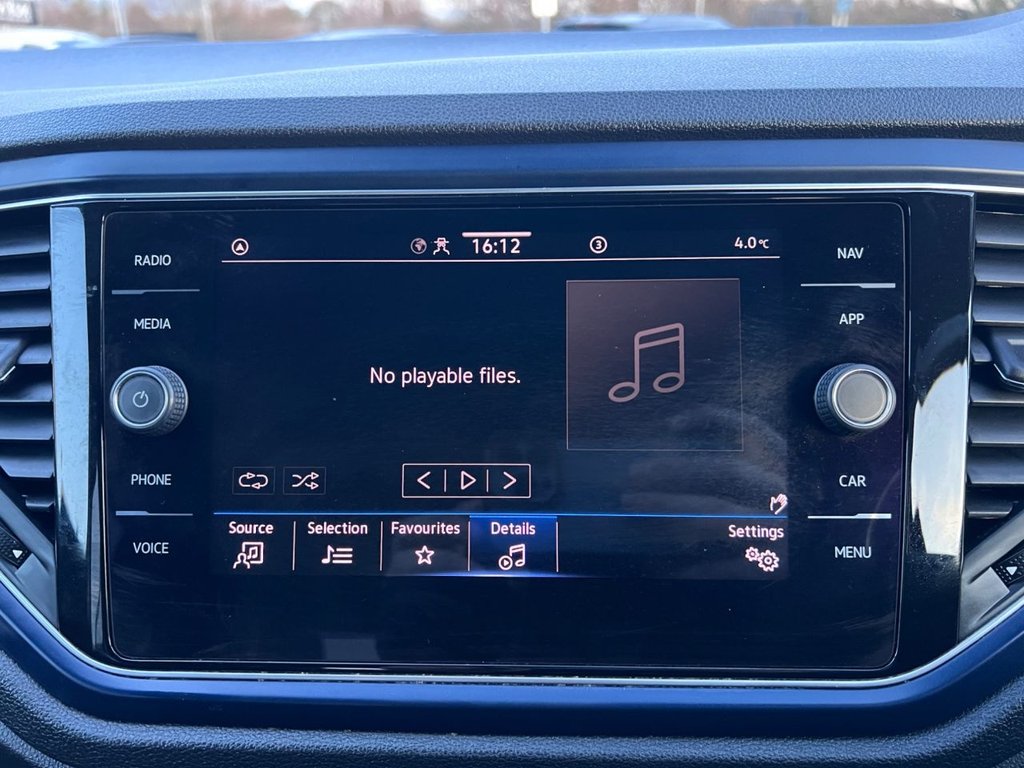 Used Volkswagen T-Roc 2020 for sale - 77089236: Photo 20