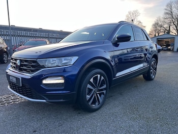 Used Volkswagen T-Roc 2020 for sale - 77089236: Photo
