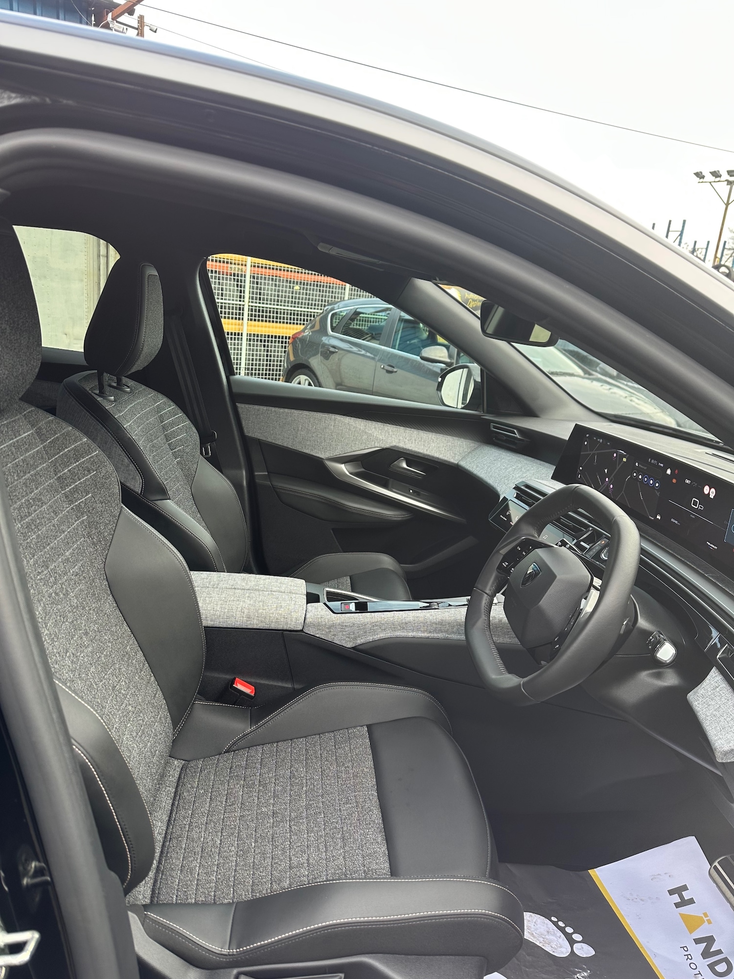 Used Peugeot 3008 2025 for sale - 76839981: Photo 11