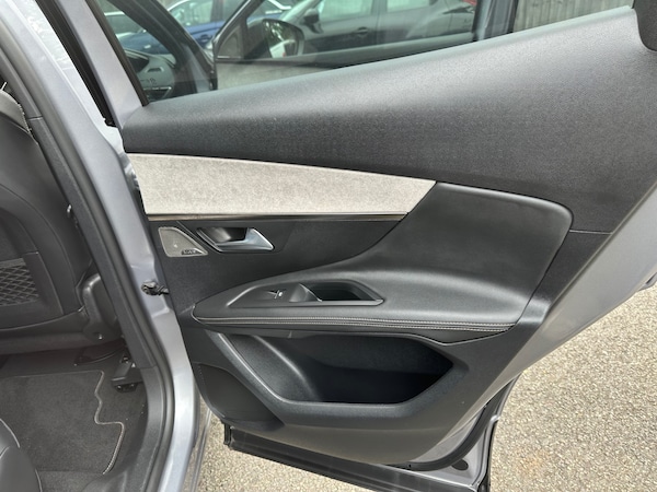 Used Peugeot 3008 2021 for sale - 76309644: Photo 20