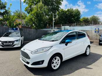 2016 (66) - 1.0 EcoBoost Zetec White 5dr