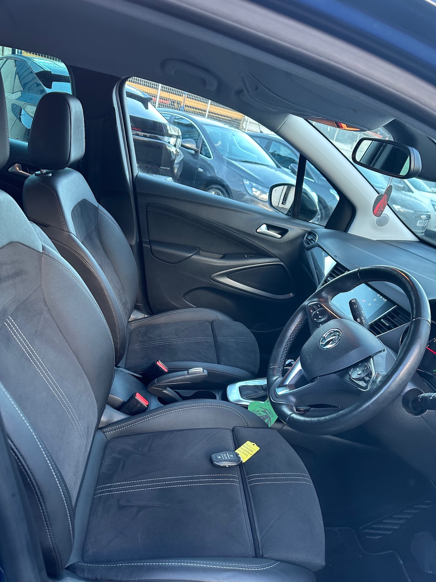 Used Vauxhall Crossland 2023 for sale - 76759247: Photo 11