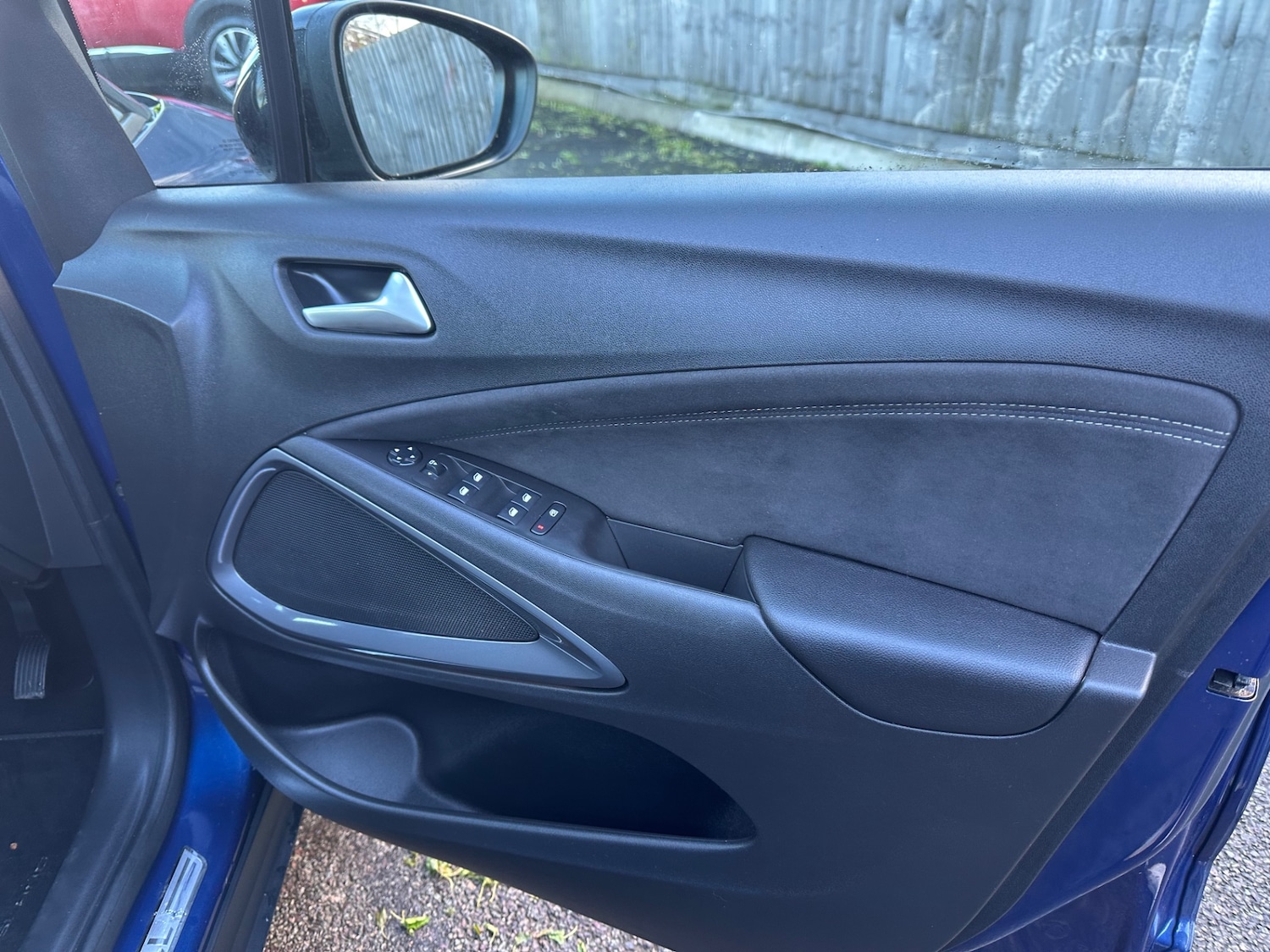 Used Vauxhall Crossland 2023 for sale - 76759247: Photo 14