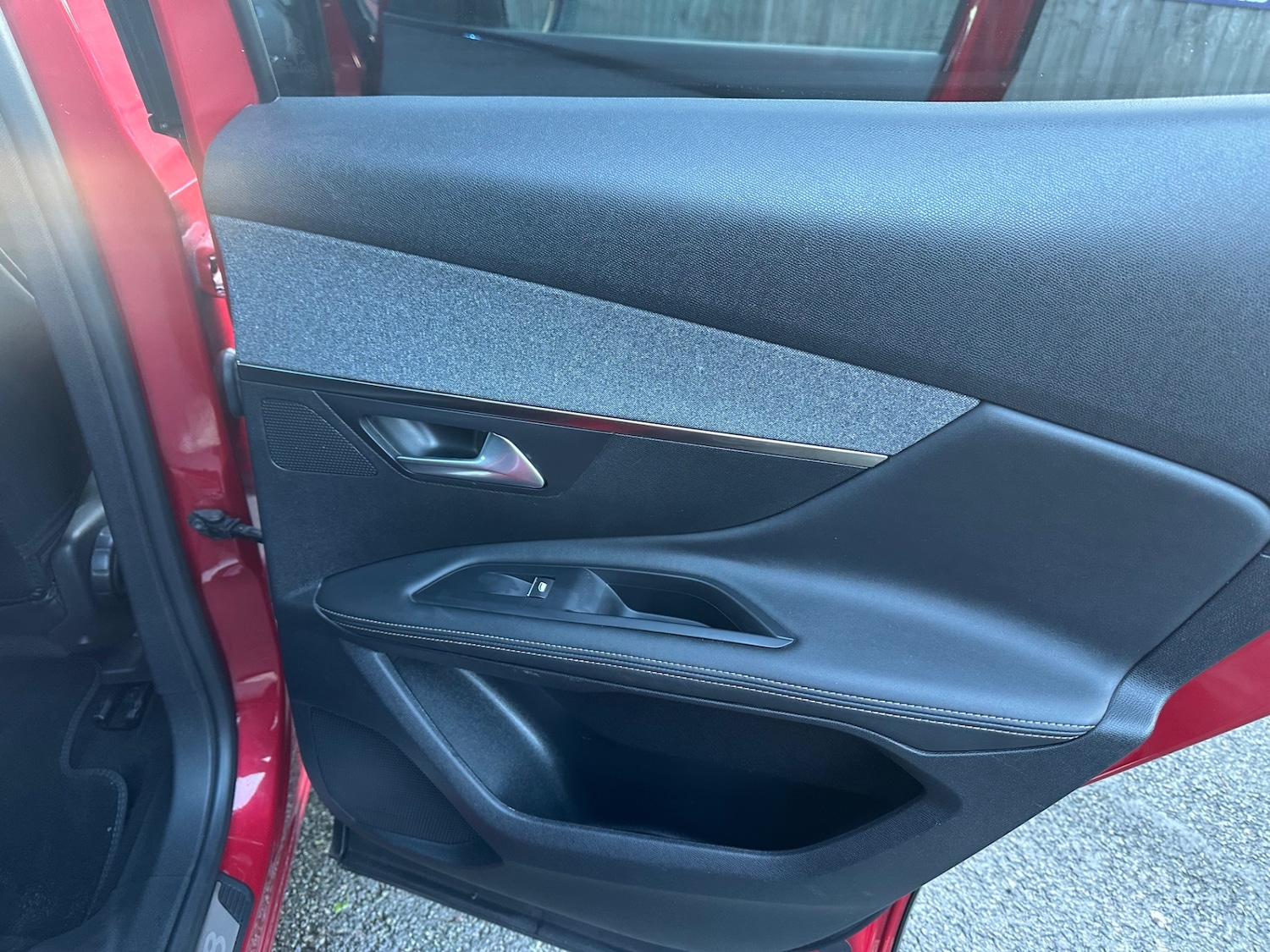 Used Peugeot 3008 2020 for sale - 76756977: Photo 19