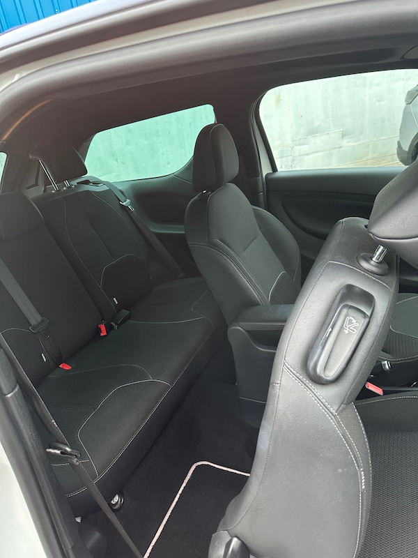 Used Citroen DS3 2013 for sale - 76249286: Photo 20