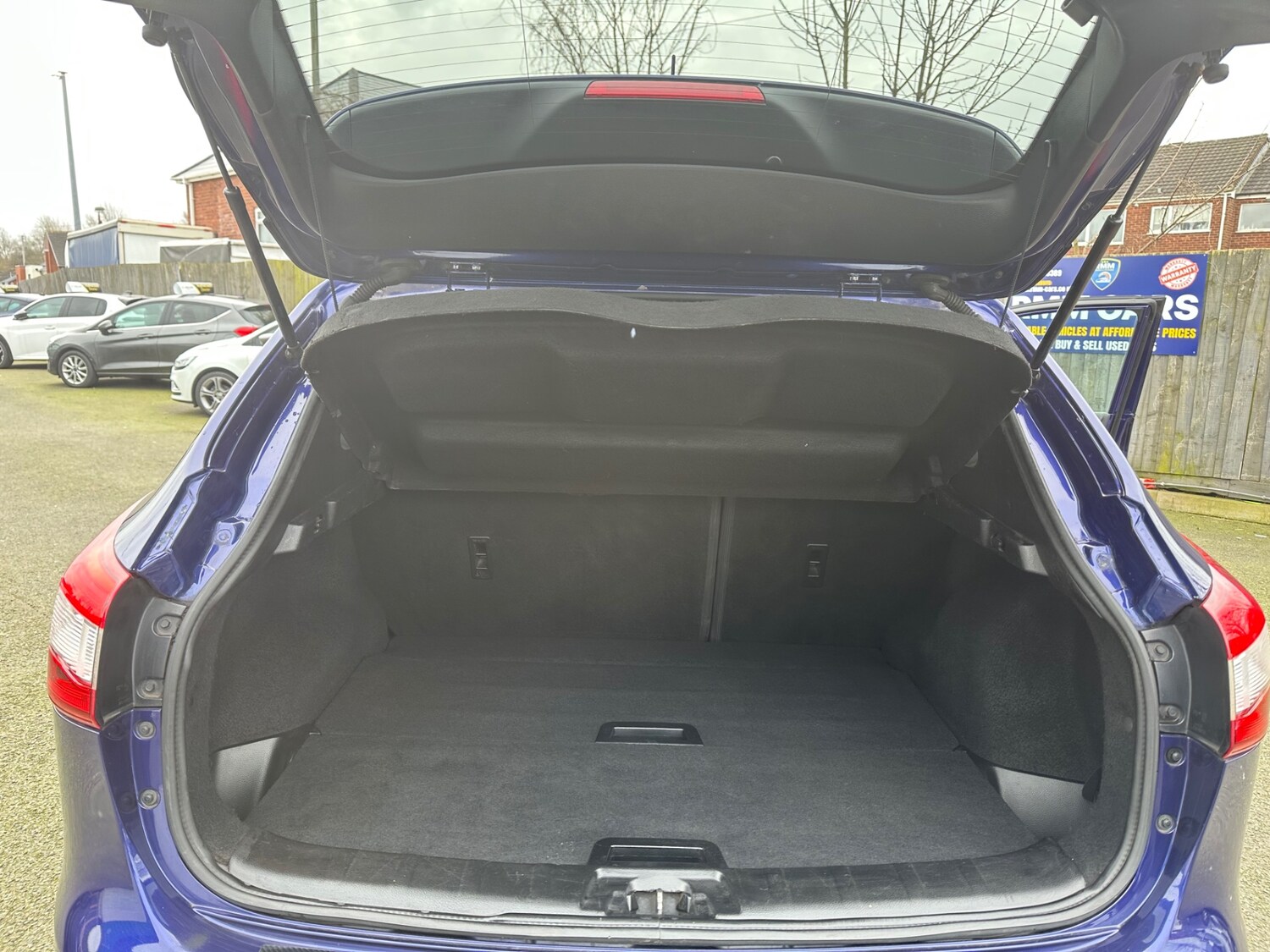 Used Nissan Qashqai 2016 for sale - 77595751: Photo 13