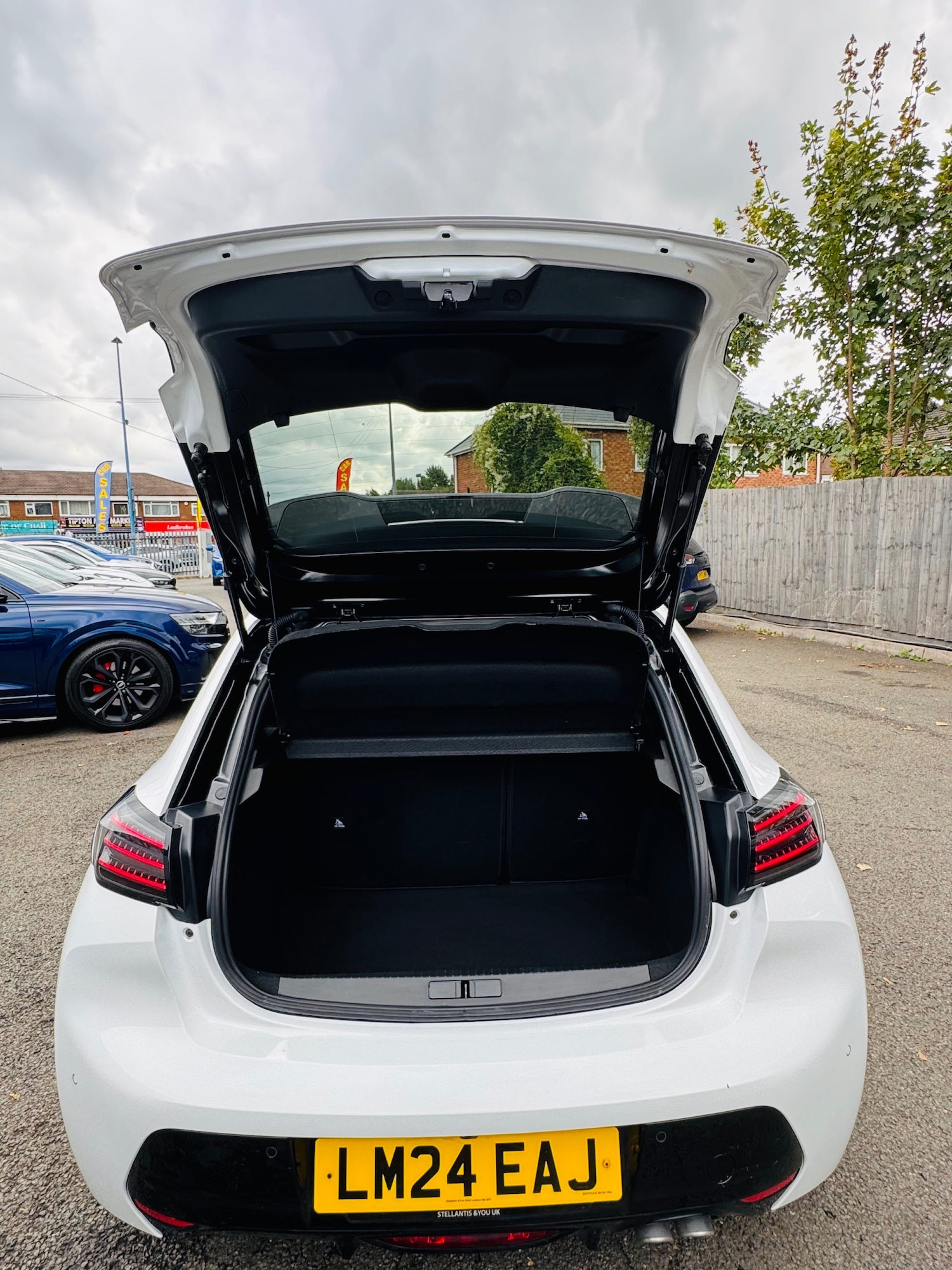 Used Peugeot 208 2024 for sale - 76058315: Photo 13