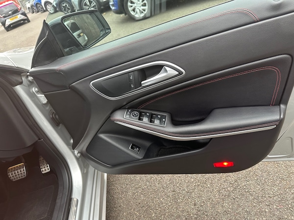 Used Mercedes-Benz CLA 2015 for sale - 76309461: Photo 14