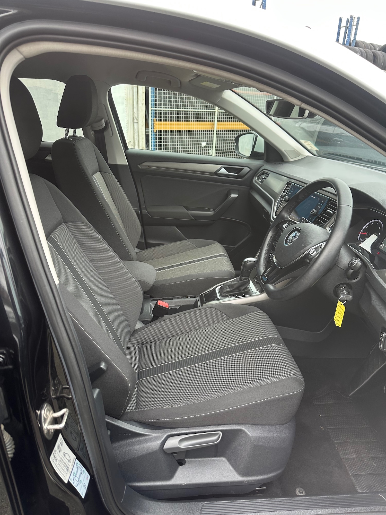 Used Volkswagen T-Roc 2020 for sale - 77793302: Photo 11