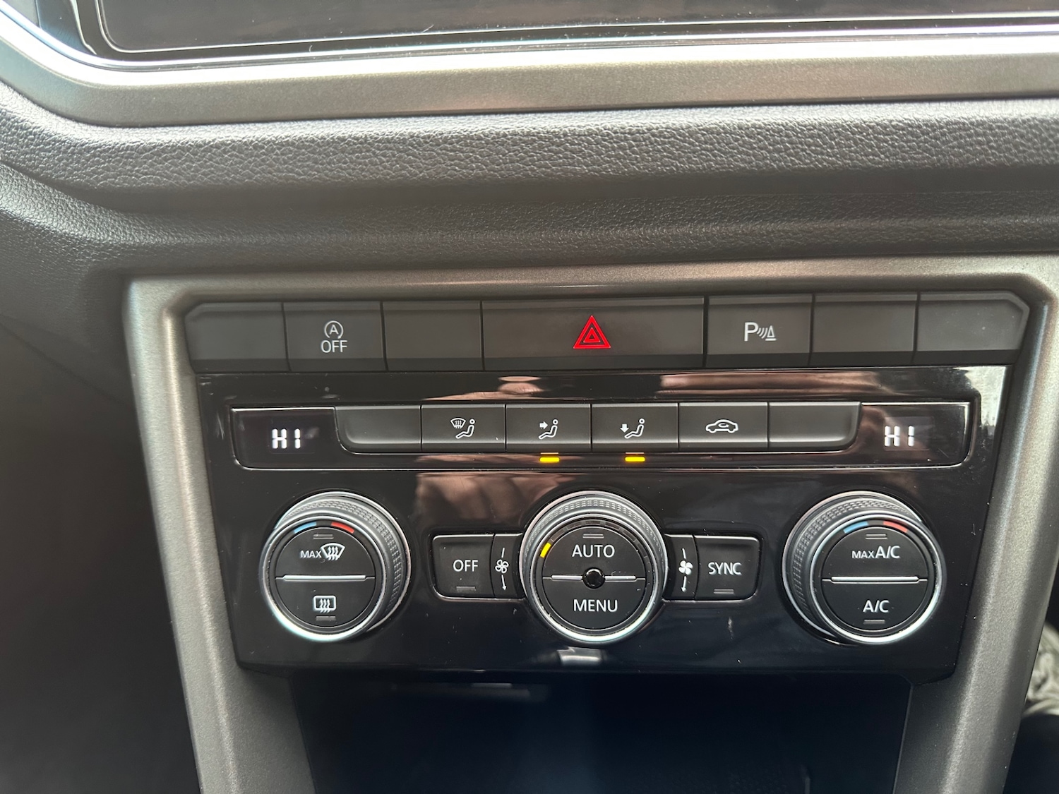 Used Volkswagen T-Roc 2020 for sale - 77793302: Photo 17