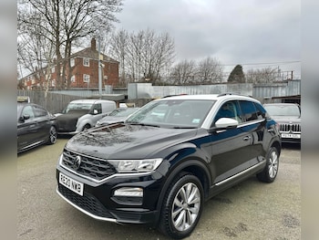 Used Volkswagen T-Roc 2020 for sale - 77793302: Photo