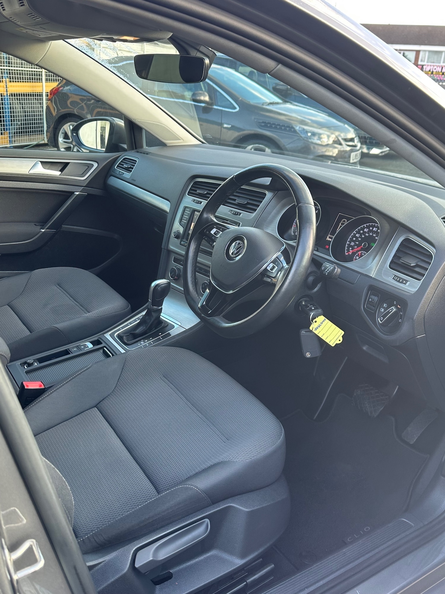 Used Volkswagen Golf 2016 for sale - 76922060: Photo 20