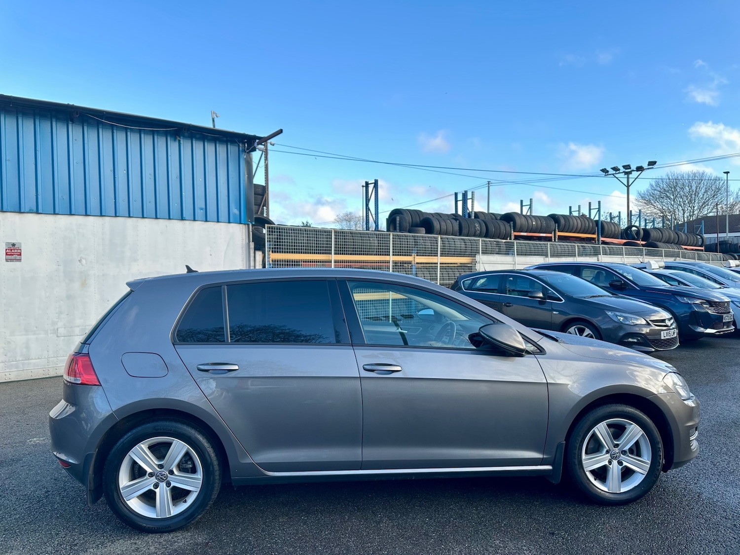 Used Volkswagen Golf 2016 for sale - 76922060: Photo 7