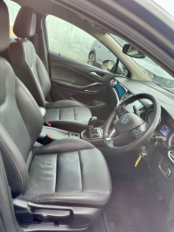 Used Vauxhall Astra 2019 for sale - 76198688: Photo 11