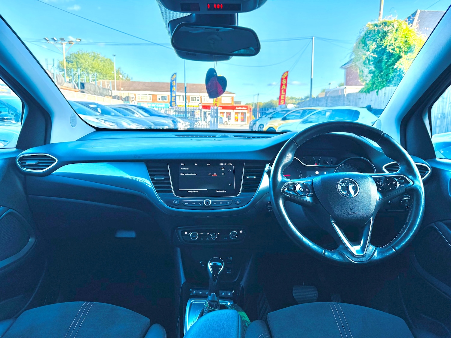 Used Vauxhall Crossland 2023 for sale - 76082903: Photo 10