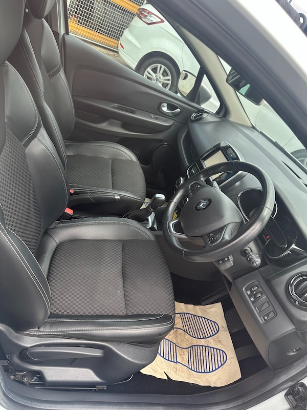Used Renault Clio 2018 for sale - 73715737: Photo 11
