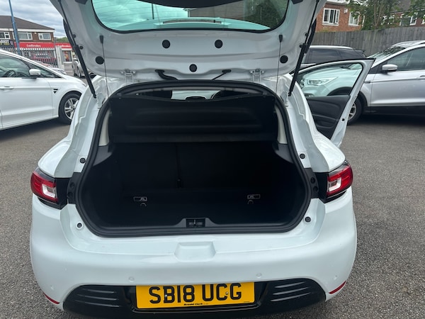 Used Renault Clio 2018 for sale - 73715737: Photo 13