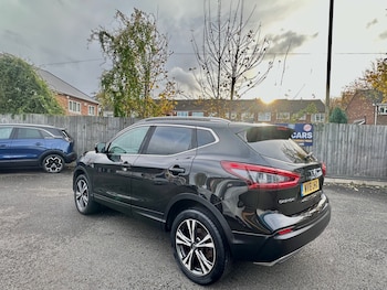 Used Nissan Qashqai 2018 for sale - 76438554: Photo