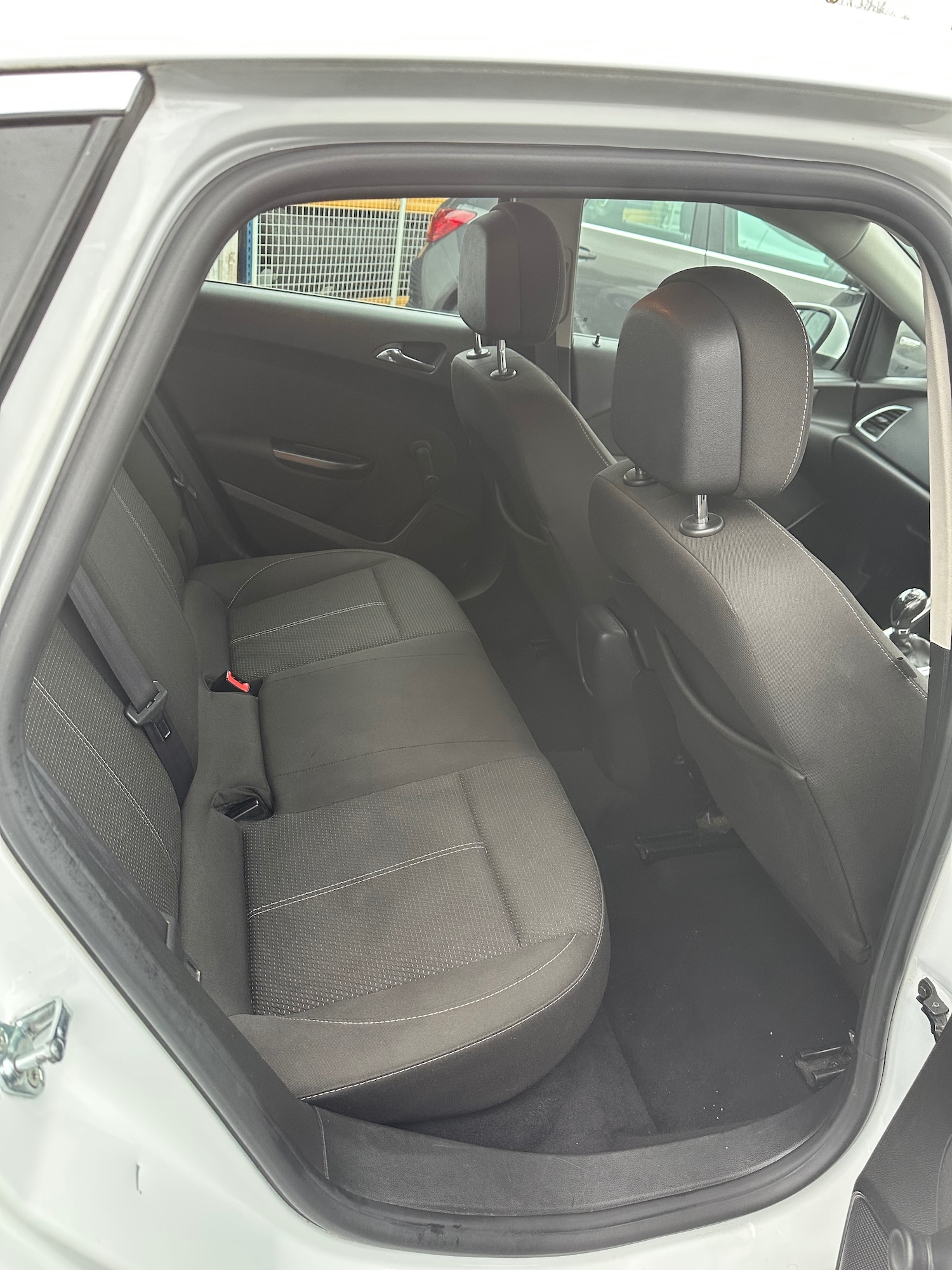 Used Vauxhall Astra 2015 for sale - 76725981: Photo 12