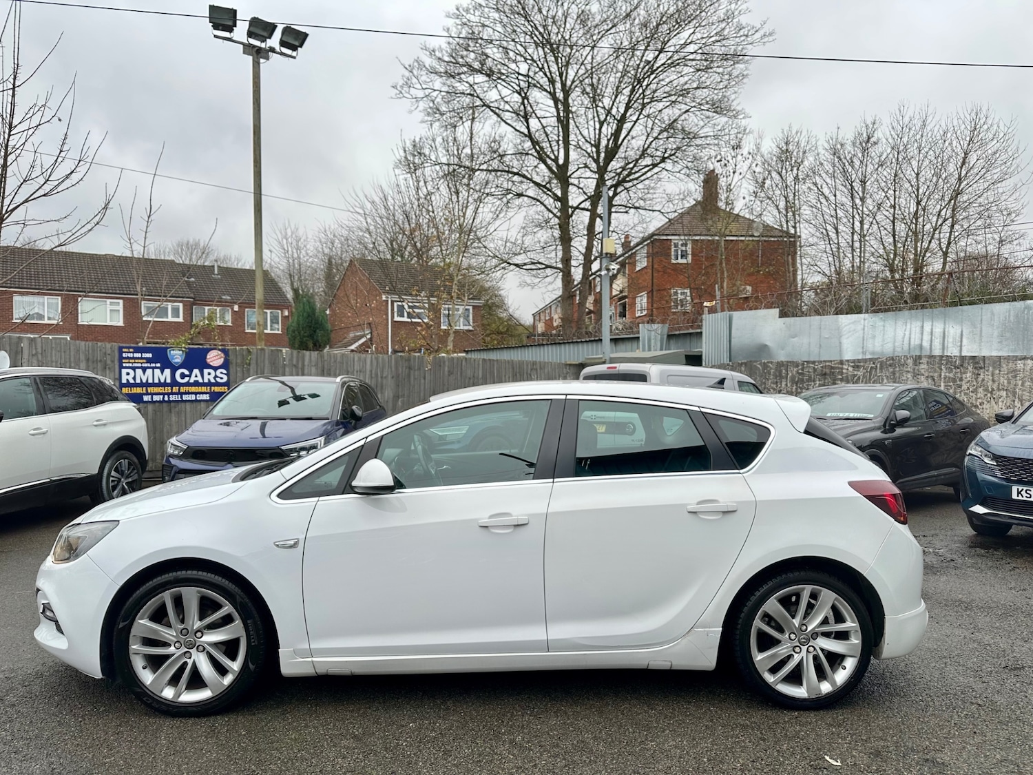 Used Vauxhall Astra 2015 for sale - 76725981: Photo 3