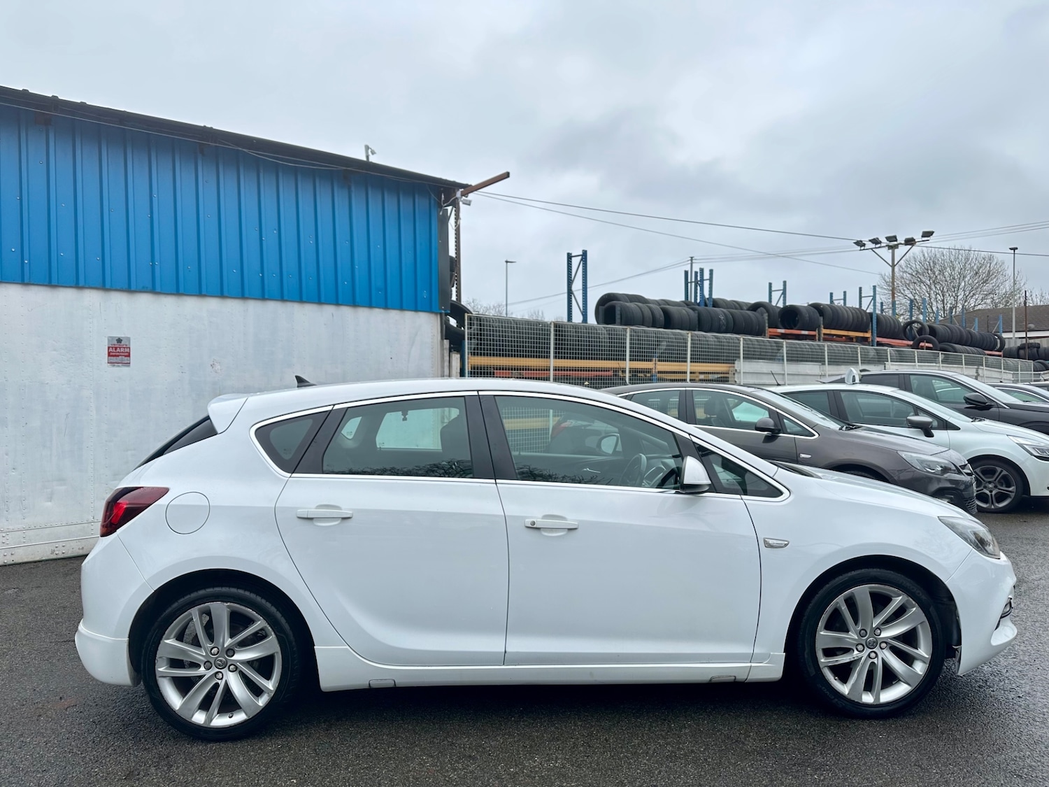 Used Vauxhall Astra 2015 for sale - 76725981: Photo 7