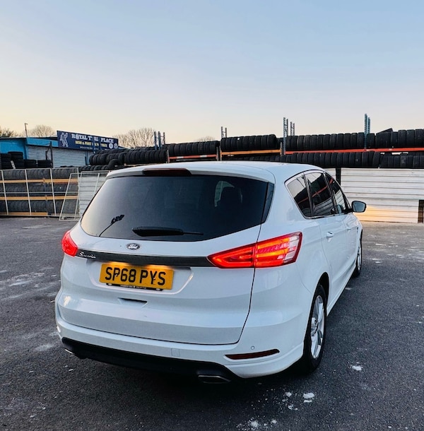 Used Ford S-Max 2018 for sale - 74352411: Photo 6