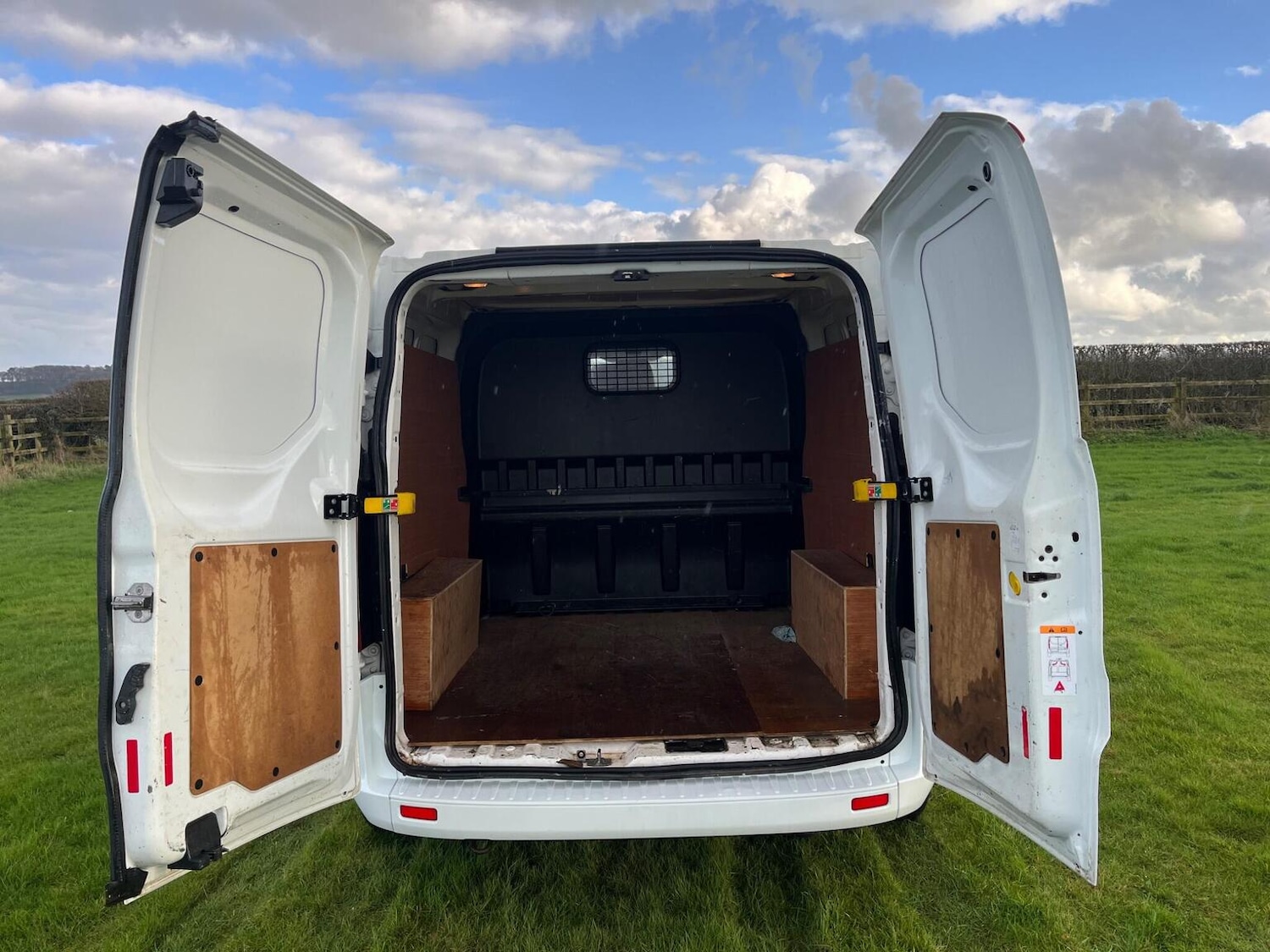 Used Ford Transit Custom 2019 for sale - 77541640: Photo 16