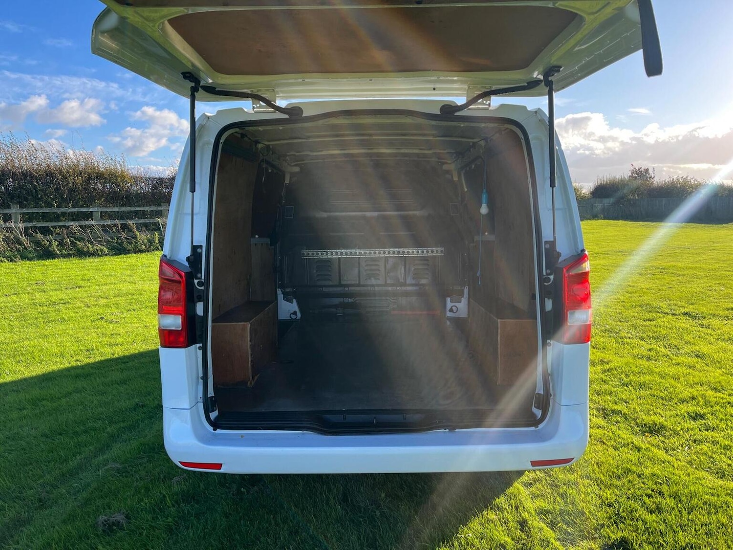 Used Mercedes-Benz Vito 2018 for sale - 77038887: Photo 28