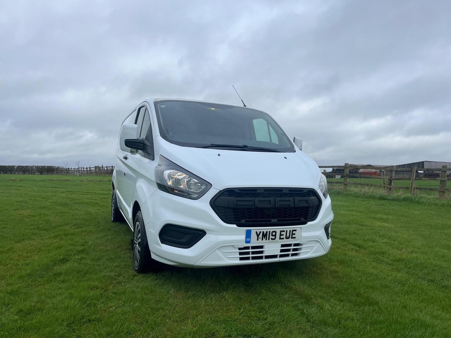 Used Ford Transit Custom 2019 for sale - 77709075: Photo 2