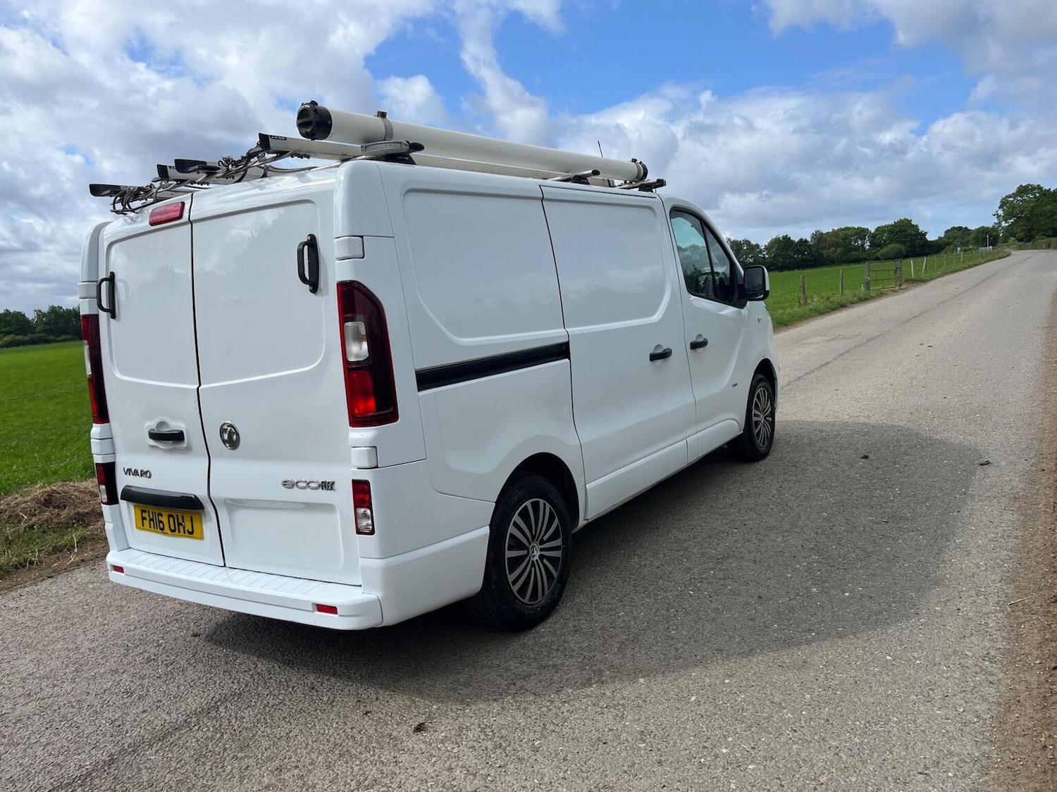 Used Vauxhall Vivaro 2016 for sale - 77038890: Photo 12
