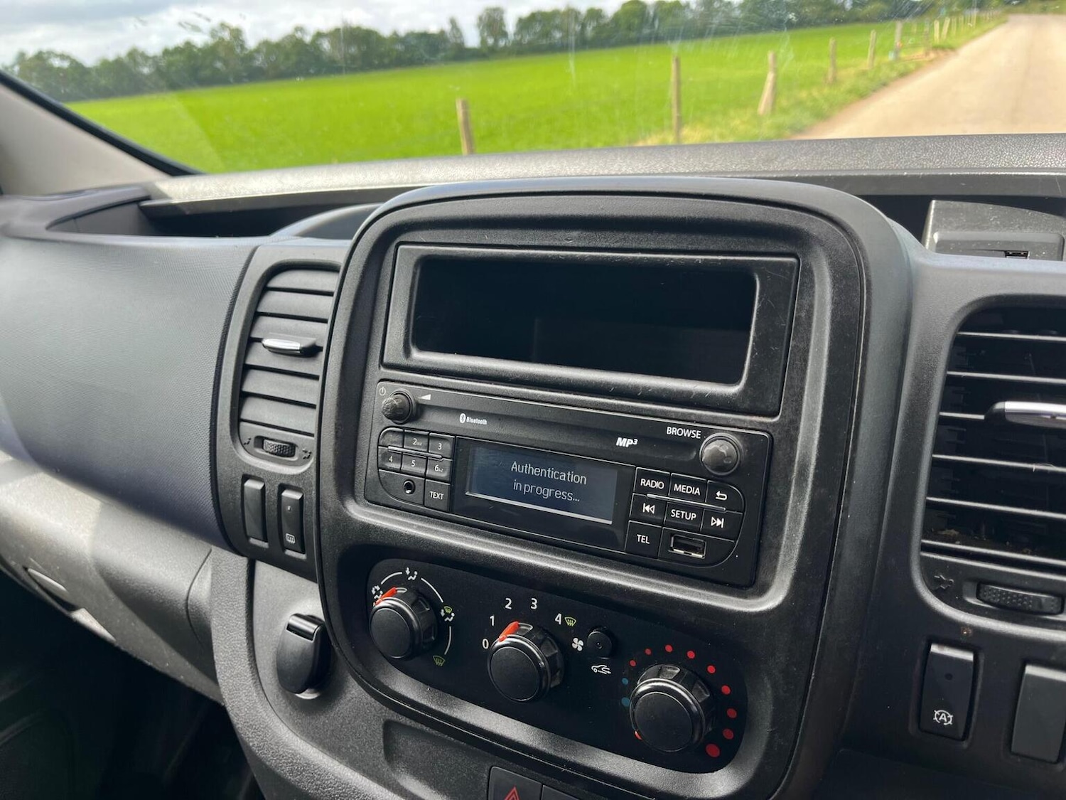 Used Vauxhall Vivaro 2016 for sale - 77038890: Photo 26