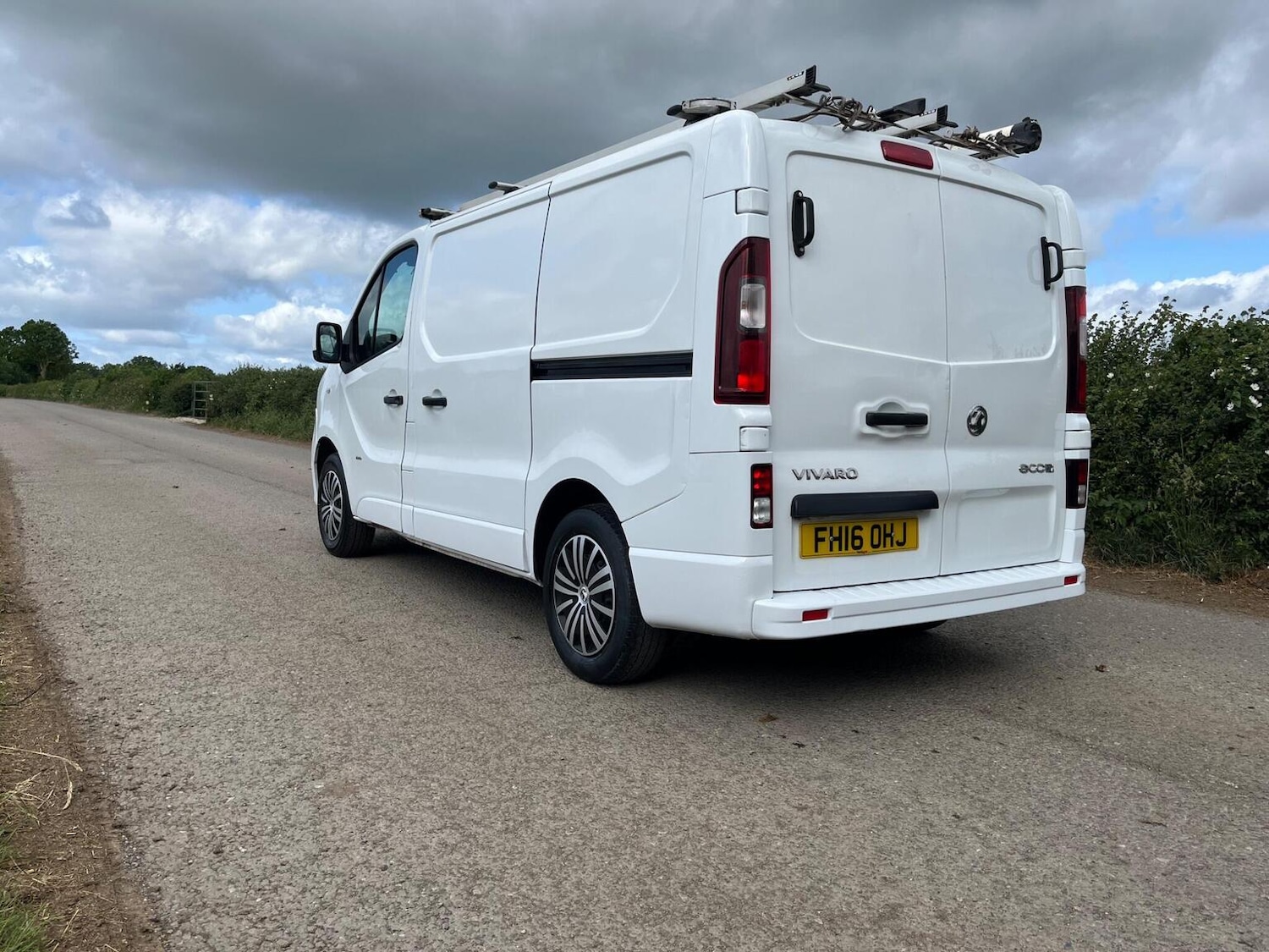Used Vauxhall Vivaro 2016 for sale - 77038890: Photo 7
