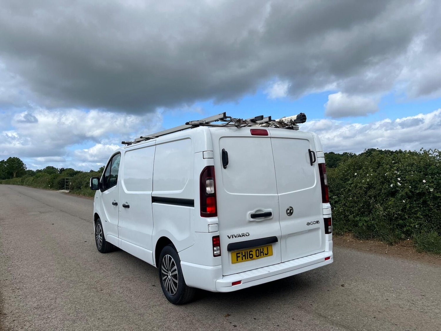 Used Vauxhall Vivaro 2016 for sale - 77038890: Photo 8