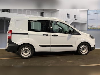 Used Ford Transit Courier 2019 for sale - 77798610: Photo