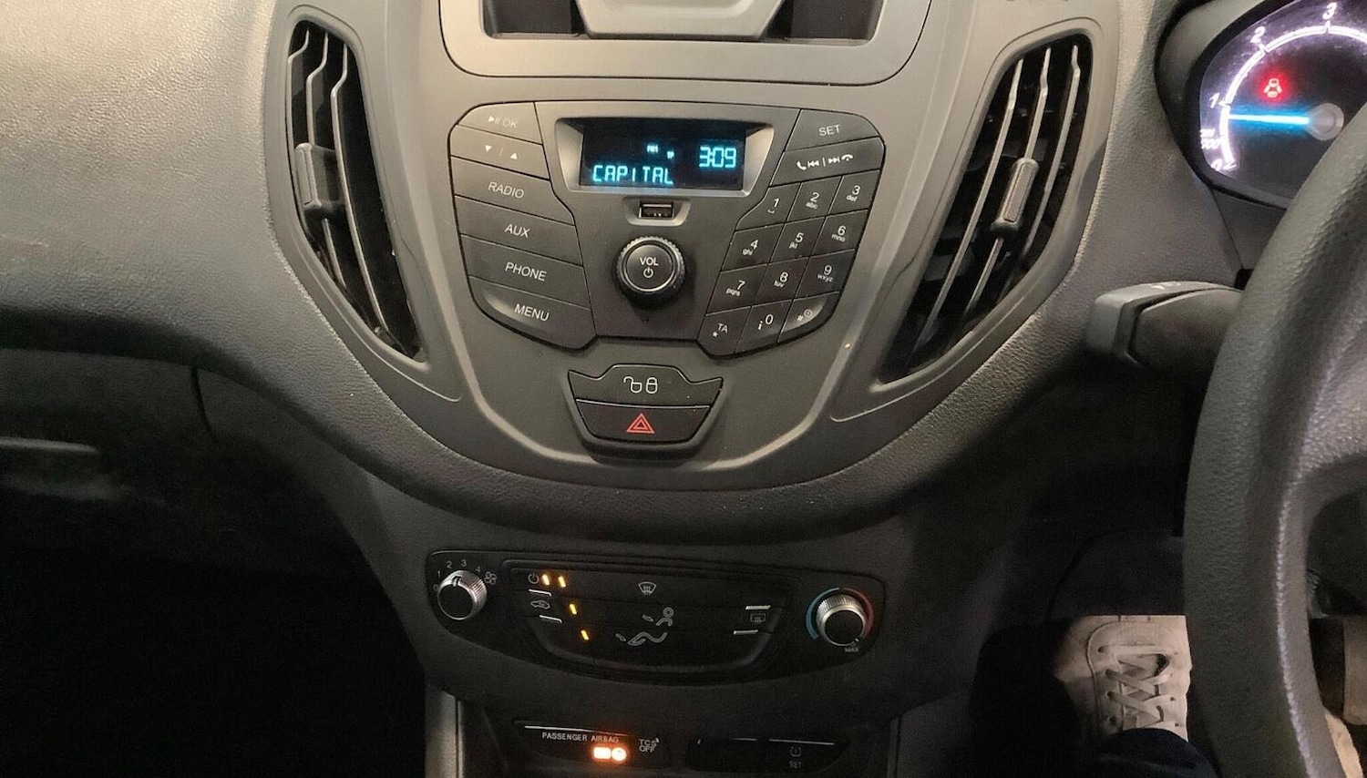 Used Ford Transit Courier 2019 for sale - 77798610: Photo 5